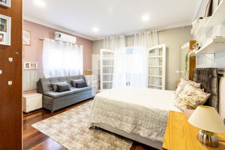 Casa à venda com 450m², 5 quartos e 4 vagas