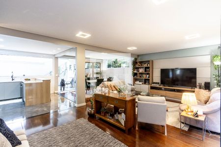 Casa à venda com 450m², 5 quartos e 4 vagas