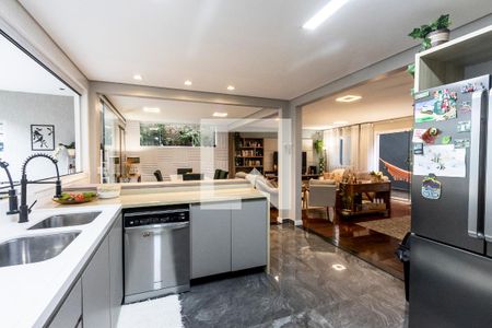 Casa à venda com 450m², 5 quartos e 4 vagas