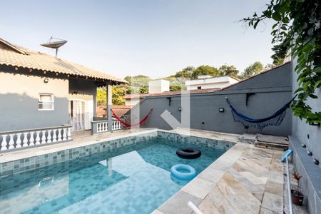 Casa à venda com 450m², 5 quartos e 4 vagas