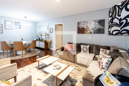 Casa à venda com 450m², 5 quartos e 4 vagas