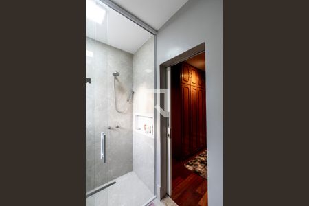 Casa à venda com 450m², 5 quartos e 4 vagas