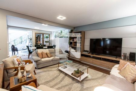 Casa à venda com 450m², 5 quartos e 4 vagas