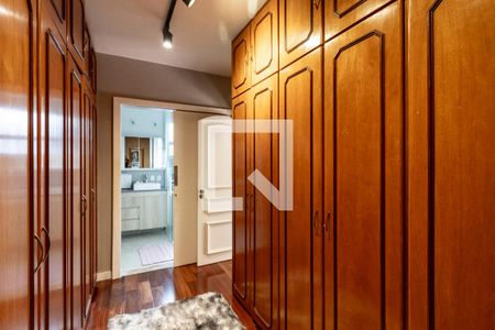 Casa à venda com 450m², 5 quartos e 4 vagas