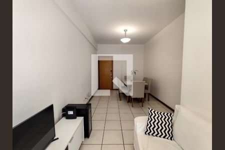Sala de apartamento para alugar com 2 quartos, 70m² em Funcionários, Belo Horizonte