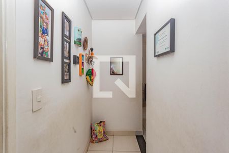 Apartamento à venda com 55m², 2 quartos e 1 vaga Apartamento à venda com 55m², 2 quartos e 1 vagaCorredor