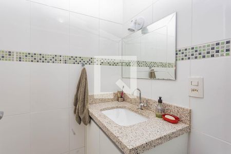 Banheiro de apartamento para alugar com 2 quartos, 55m² em Vila Marte, São Paulo