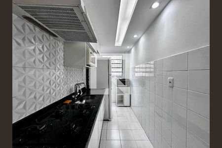 Cozinha de apartamento para alugar com 1 quarto, 43m² em Alto da Boa Vista, São Paulo