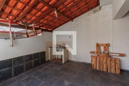 Casa à venda com 303m², 4 quartos e 2 vagasFoto 25