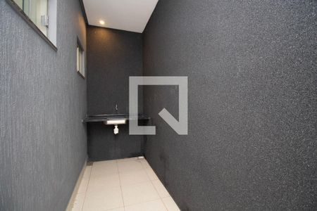 Casa de condomínio à venda com 300m², 3 quartos e 2 vagas Casa de condomínio à venda com 300m², 3 quartos e 2 vagasChurrasqueira