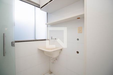 Casa de condomínio à venda com 300m², 3 quartos e 2 vagas Casa de condomínio à venda com 300m², 3 quartos e 2 vagasÁrea de Serviço