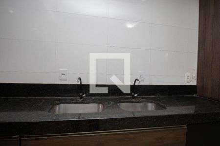 Casa de condomínio à venda com 300m², 3 quartos e 2 vagas Casa de condomínio à venda com 300m², 3 quartos e 2 vagasCozinha