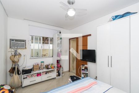 Casa à venda com 155m², 3 quartos e 2 vagas Casa à venda com 155m², 3 quartos e 2 vagasQuarto 1