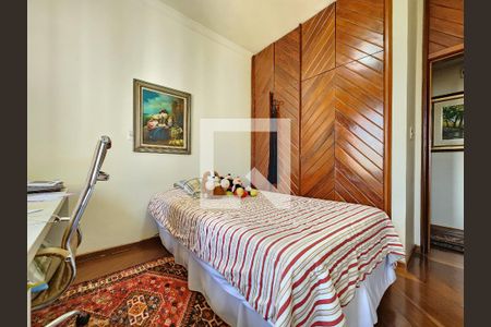 Apartamento à venda com 250m², 4 quartos e 3 vagas Apartamento à venda com 250m², 4 quartos e 3 vagasQuarto 4