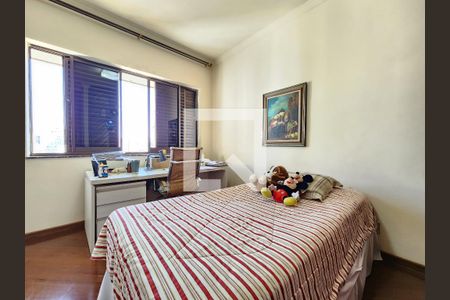 Apartamento à venda com 250m², 4 quartos e 3 vagas Apartamento à venda com 250m², 4 quartos e 3 vagasQuarto 4