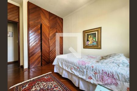 Apartamento à venda com 250m², 4 quartos e 3 vagas Apartamento à venda com 250m², 4 quartos e 3 vagasQuarto 3