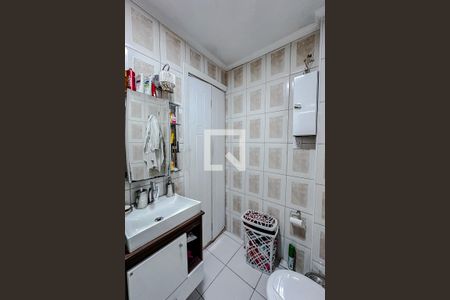 Apartamento à venda com 83m², 2 quartos e sem vagaBanheiro da Suíte