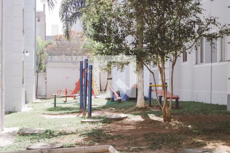 Apartamento para alugar com 45m², 2 quartos e 1 vaga Apartamento para alugar com 45m², 2 quartos e 1 vagaÁrea comum - Playground