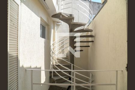 Casa para alugar com 220m², 2 quartos e 1 vaga Casa para alugar com 220m², 2 quartos e 1 vagaVaranda da Suíte