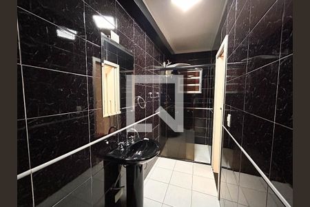 Casa para alugar com 220m², 2 quartos e 1 vaga Casa para alugar com 220m², 2 quartos e 1 vagaBanheiro