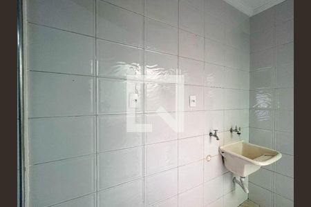 Casa para alugar com 220m², 2 quartos e 1 vaga Casa para alugar com 220m², 2 quartos e 1 vagaÁrea de Serviço