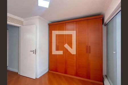 Casa para alugar com 220m², 2 quartos e 1 vaga Casa para alugar com 220m², 2 quartos e 1 vagaSuíte