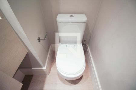 Lavabo de apartamento à venda com 3 quartos, 220m² em Chácara Itaim, São Paulo