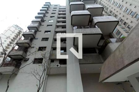 Apartamento à venda com 220m², 3 quartos e 2 vagas Apartamento à venda com 220m², 3 quartos e 2 vagasFachada