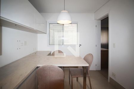 Apartamento à venda com 220m², 3 quartos e 2 vagas Apartamento à venda com 220m², 3 quartos e 2 vagasCozinha