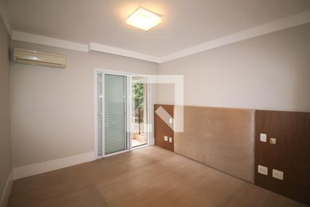 Apartamento à venda com 220m², 3 quartos e 2 vagas Apartamento à venda com 220m², 3 quartos e 2 vagasSuíte 1