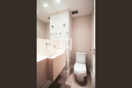 Lavabo de apartamento à venda com 3 quartos, 220m² em Chácara Itaim, São Paulo
