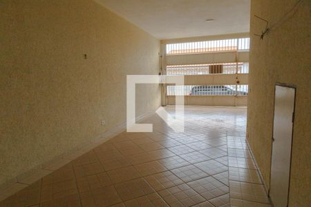 Casa para alugar com 600m², 3 quartos e 4 vagas Casa para alugar com 600m², 3 quartos e 4 vagasGaragem