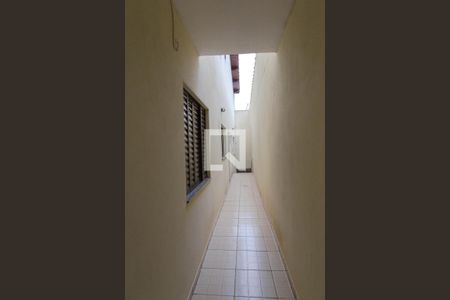 Corredor de casa para alugar com 3 quartos, 600m² em Parque Continental I, Guarulhos