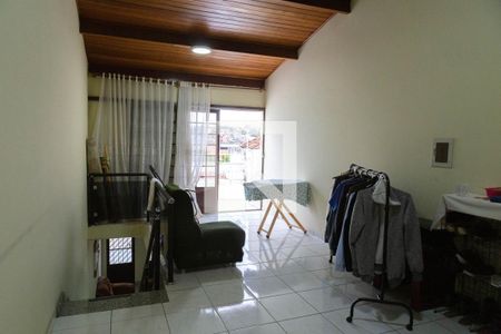 Casa para alugar com 600m², 3 quartos e 4 vagas Casa para alugar com 600m², 3 quartos e 4 vagasSala 2