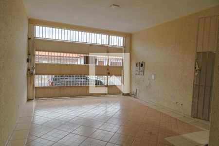 Casa para alugar com 600m², 3 quartos e 4 vagas Casa para alugar com 600m², 3 quartos e 4 vagasGaragem