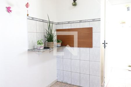 Casa à venda com 93m², 2 quartos e 1 vagaGaragem detalhe churrasqueira