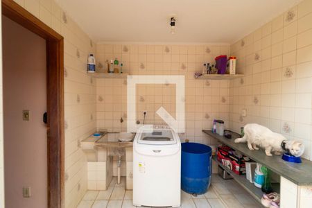 Casa à venda com 280m², 4 quartos e 5 vagasÁrea de Serviço