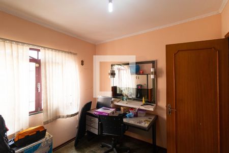 Casa à venda com 280m², 4 quartos e 5 vagasEscritório