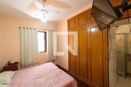 Casa à venda com 280m², 4 quartos e 5 vagasSuíte 01