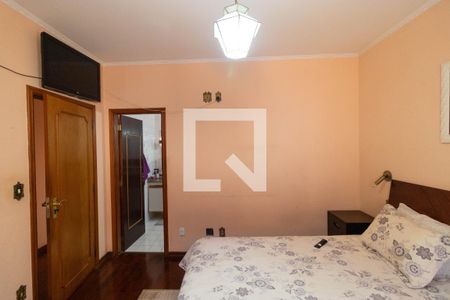 Casa à venda com 280m², 4 quartos e 5 vagasSuíte 02