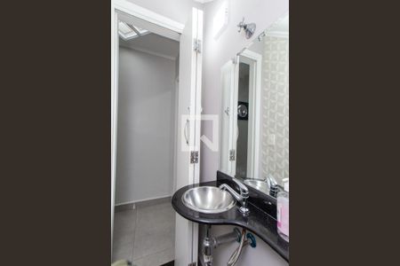 Lavabo   de casa de condomínio para alugar com 3 quartos, 120m² em Vila Albertina, São Paulo