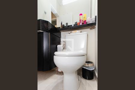 Casa de condomínio para alugar com 120m², 3 quartos e 2 vagas Casa de condomínio para alugar com 120m², 3 quartos e 2 vagasBanheiro