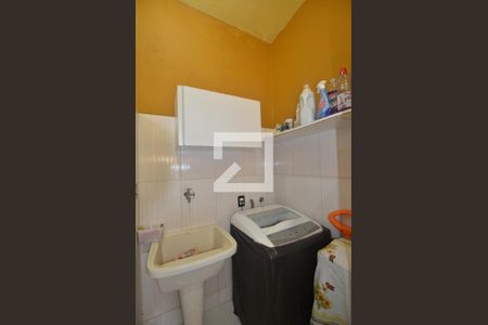 Casa à venda com 240m², 3 quartos e 3 vagasÁrea de Serviço