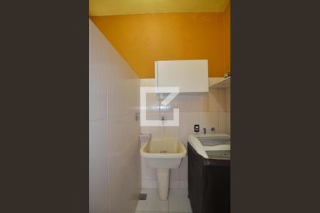 Casa à venda com 240m², 3 quartos e 3 vagasÁrea de Serviço