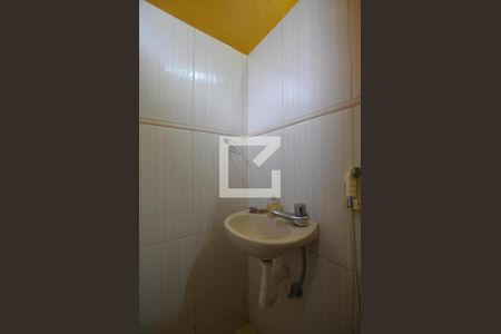 Casa à venda com 240m², 3 quartos e 3 vagasBanheiro de serviço