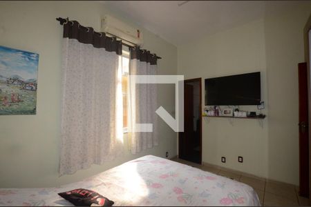 Casa à venda com 240m², 3 quartos e 3 vagasQuarto 1 Suite