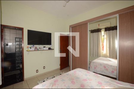 Casa à venda com 240m², 3 quartos e 3 vagasQuarto 1 Suite