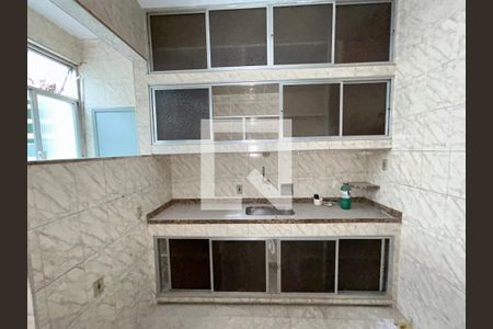 Apartamento para alugar com 70m², 2 quartos e 1 vagaCozinha