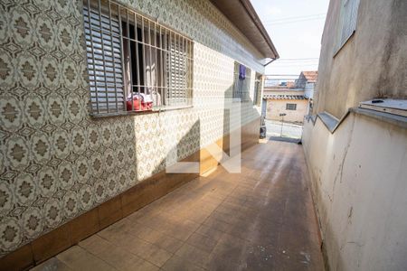 Casa à venda com 197m², 2 quartos e 3 vagasGaragem