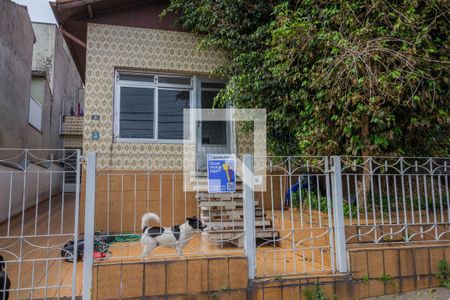 Casa à venda com 197m², 2 quartos e 3 vagasFachada